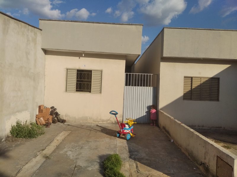 Casa - Venda - Chácaras de Recreio São Joaquim - Goiânia - GO